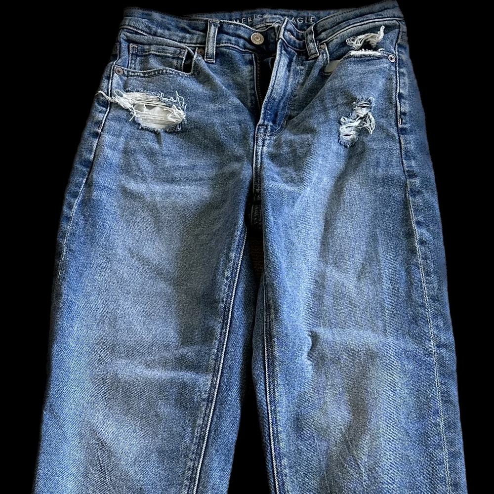 American Eagle Outfitters  Mom Jeans Straight Size 2 Short
